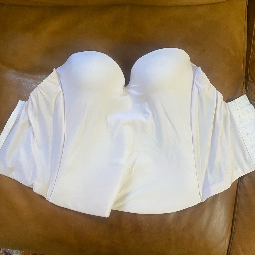 Strapless Bra for gowns 36D